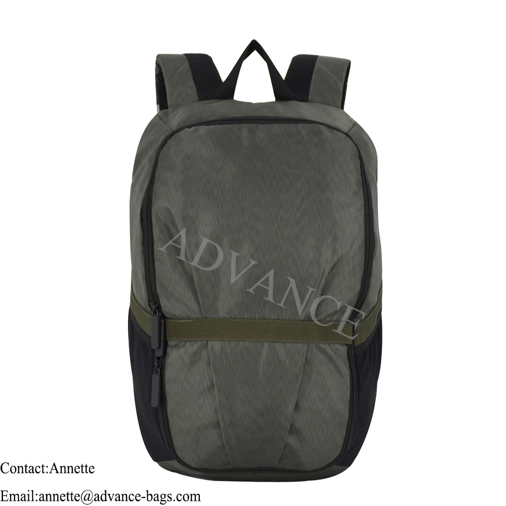 Venta caliente Mochila de viaje ligera Mochilas deportivas al aire libre Mochila para acampar Senderismo Mochila Schhol