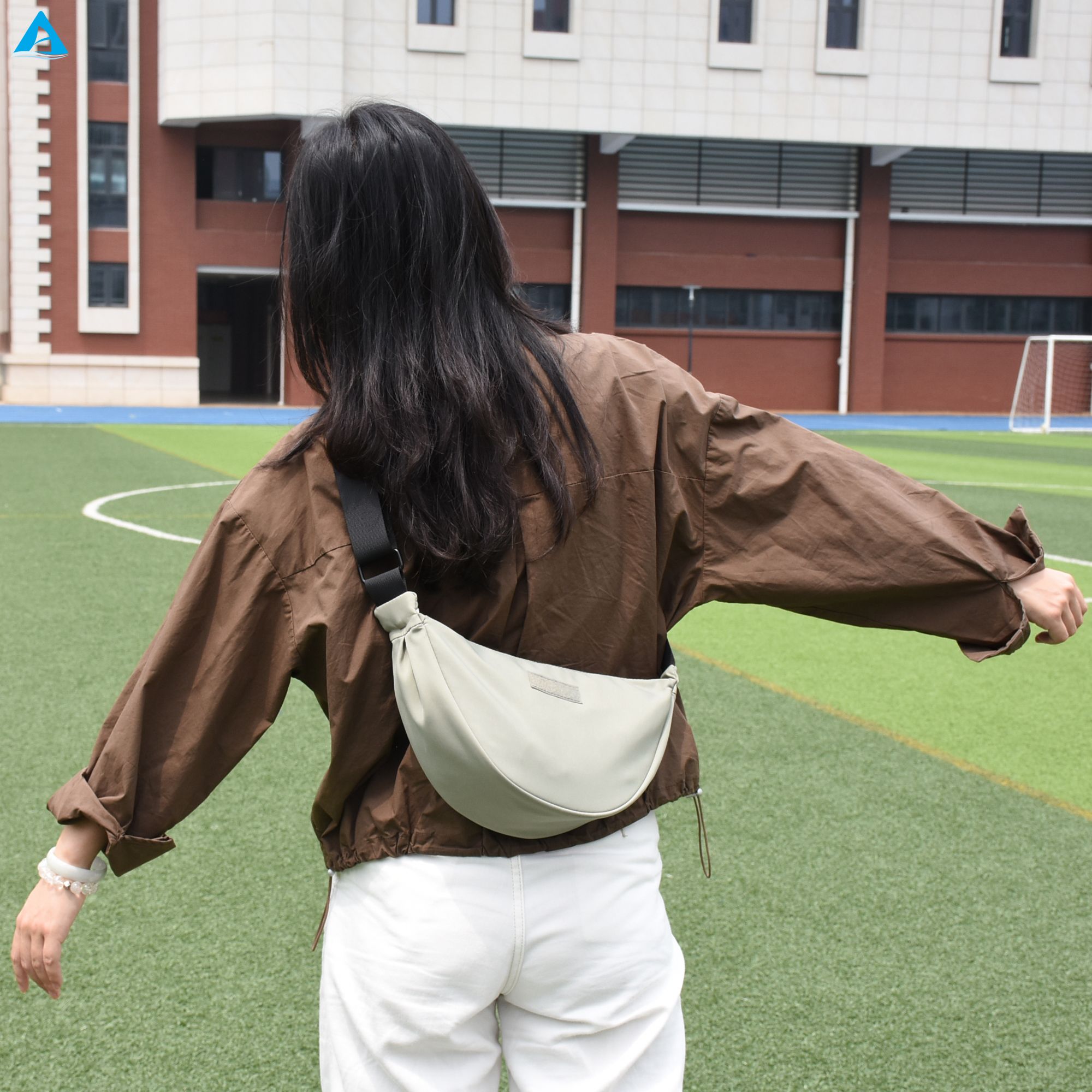 Bolsa de cintura Fanny Pack Men Mujeres Bolsa Correa ajustable adecuada para el entrenamiento al aire libre Viajando en ciclismo