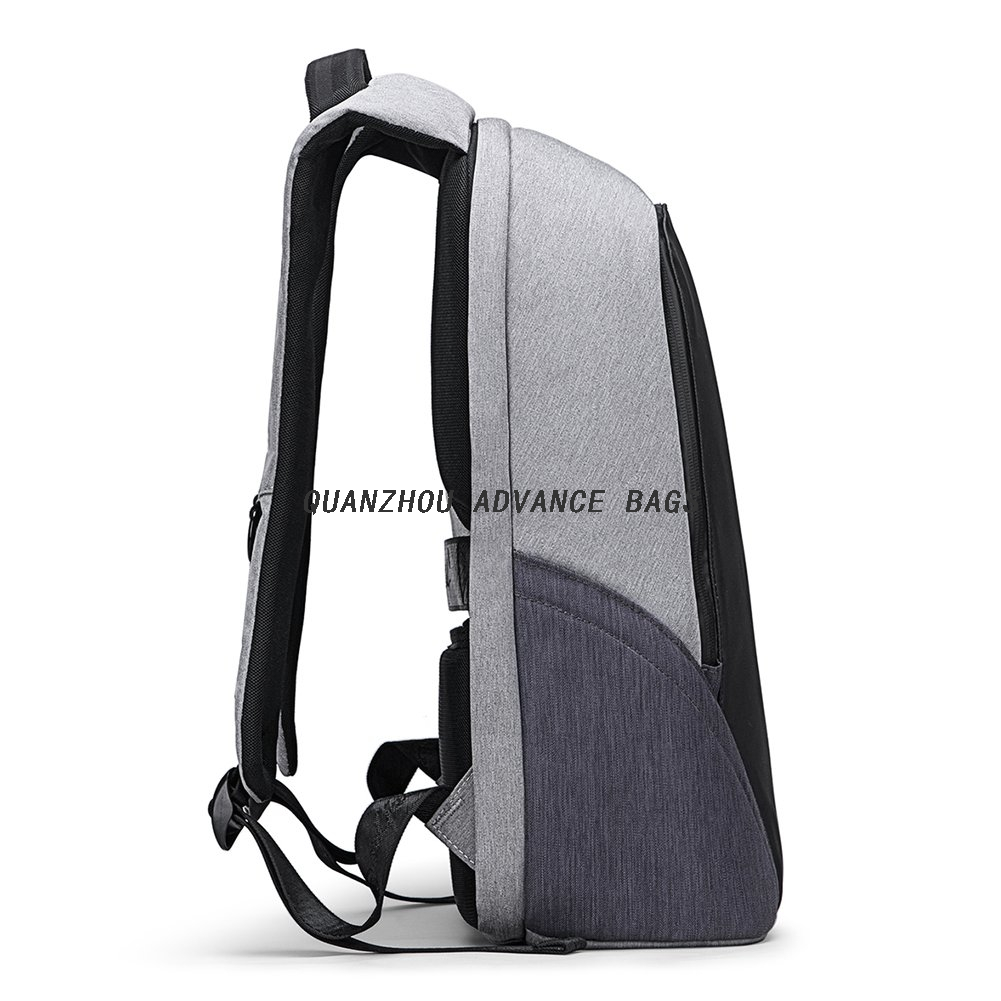 Comercio al por mayor antirrobo Mochila de negocios de viaje USB Charginig Mochila para computadora portátil Deporte al aire libre y ocio Mochila negra