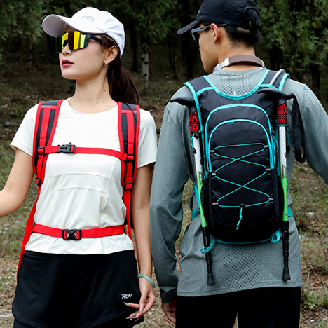 NEW ADVANCE Mochila Softback para senderismo y correr, ligera, transpirable, ajustable, correa para el pecho, tiras reflectantes de seguridad