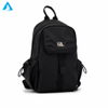 Bolso de hombro negro Mochila pequeña de nailon de primera calidad resistente al agua con bolsillo con solapa y bolsillos laterales con cordón para uso diario