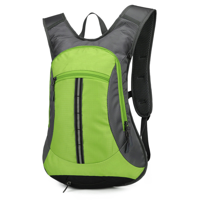 ADVANCE Mochila de ciclismo ligera e impermeable, bolsa para casco, puerto de hidratación, correas ajustables, nailon antidesgarro para correr y ciclismo